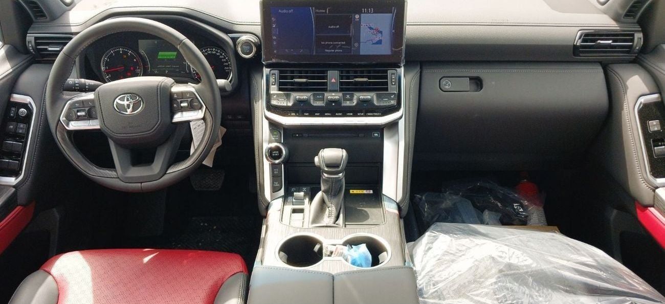 تويوتا لاند كروزر Toyota Land Cruiser 300 VXR 3.5L Petrol TT 2024YM