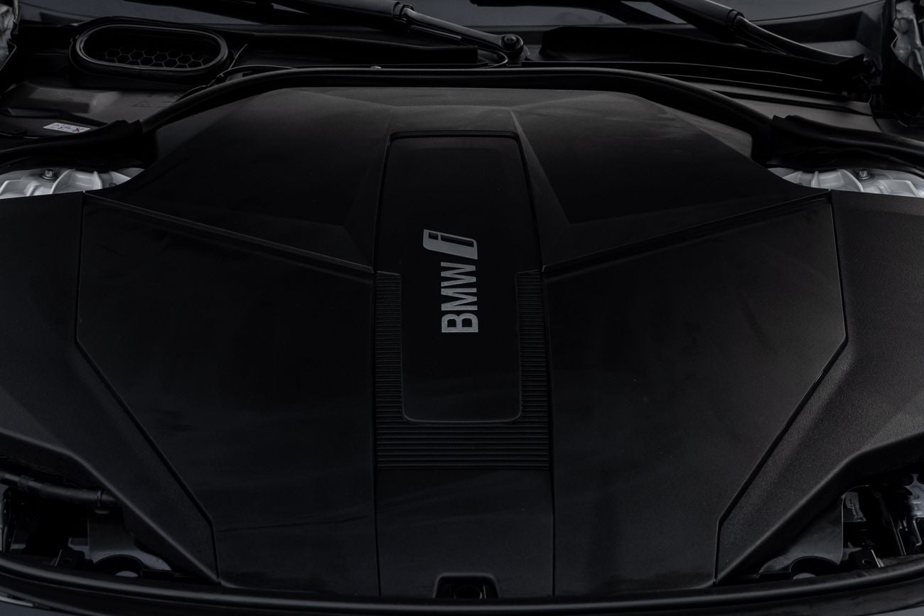 بي أم دبليو i7 i7 | 6,855 P.M | 0% Downpayment | Full BMW History
