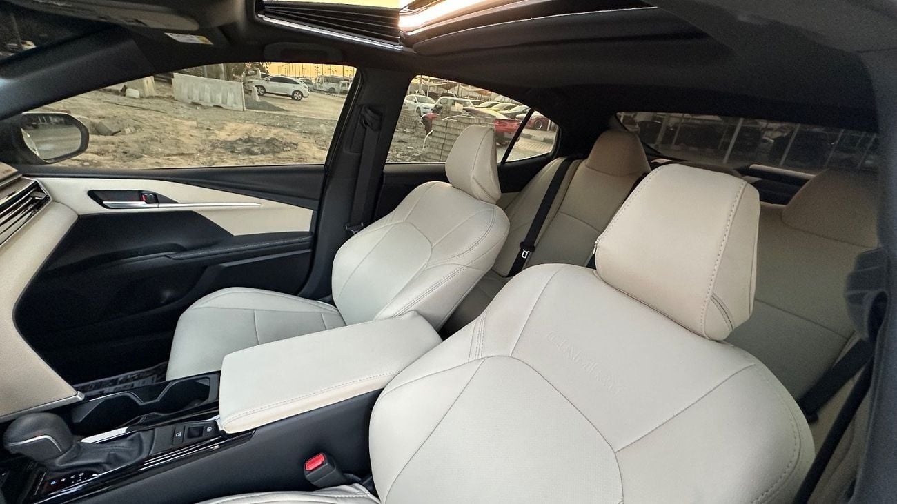 تويوتا كامري GLE 2.5L