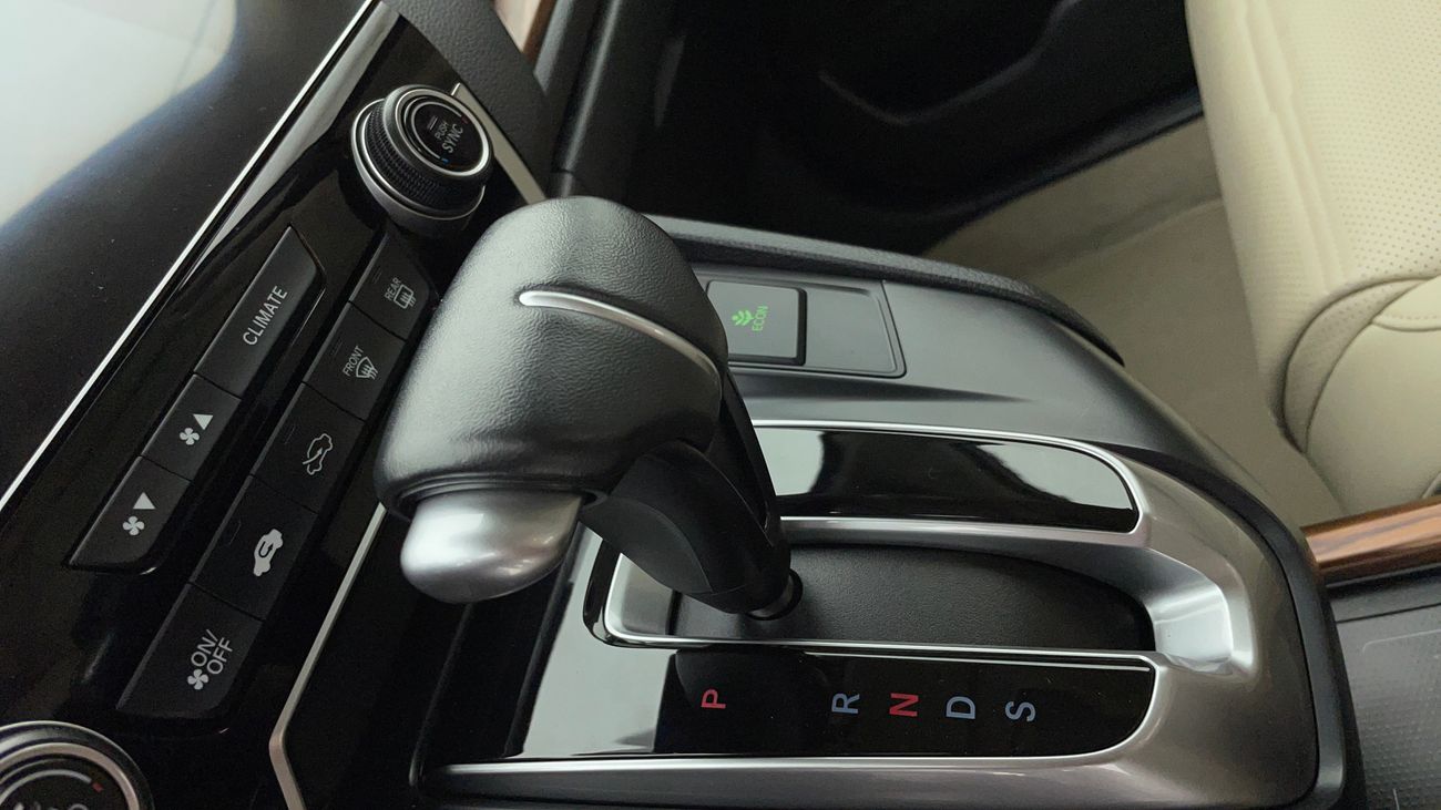 Honda CRV TOURING 2.4 | Zero Down Payment | Home Test Drive