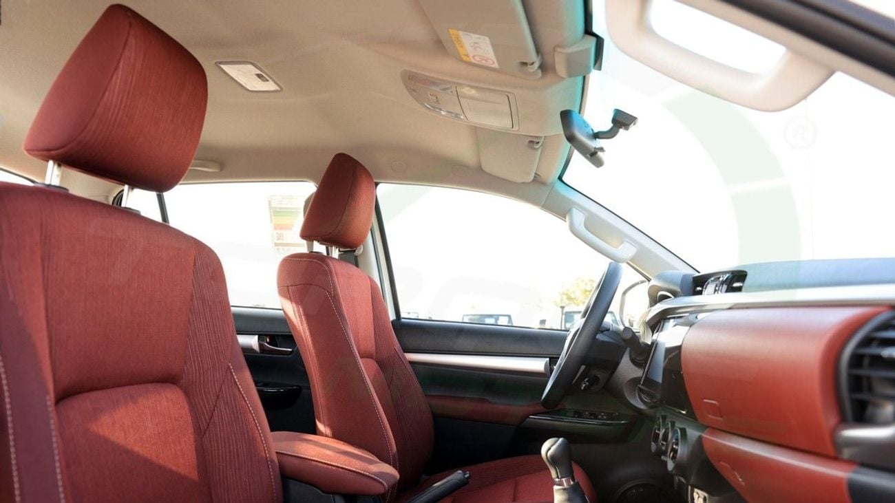 Toyota Hilux ( Only For Export ) 2026 Toyota Hilux SR5 Double Cabin 4x4 2.7L GCC BRAND NEW