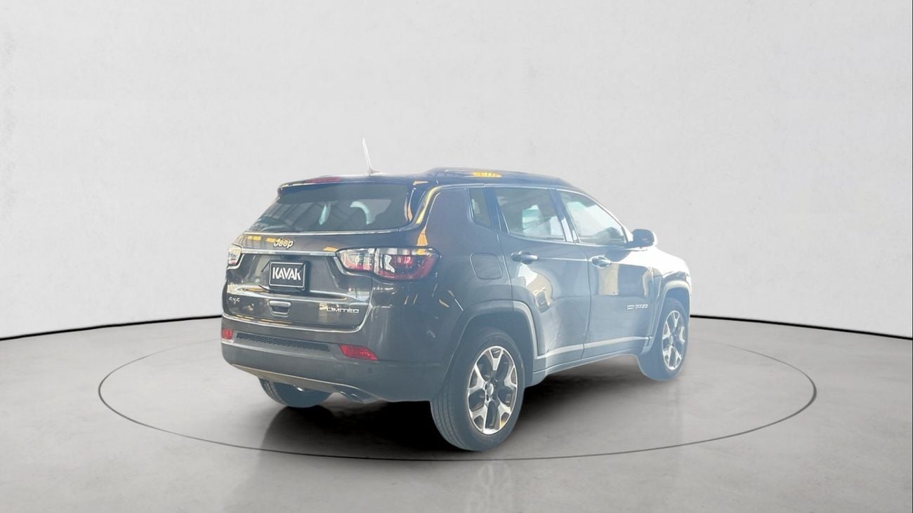جيب كومباس 2.4 LIMITED HIGHLINE 4WD AUTO | شامل الضمان | 0 ﺪﻔﻋﺓ ﺃﻮﻟﻯ