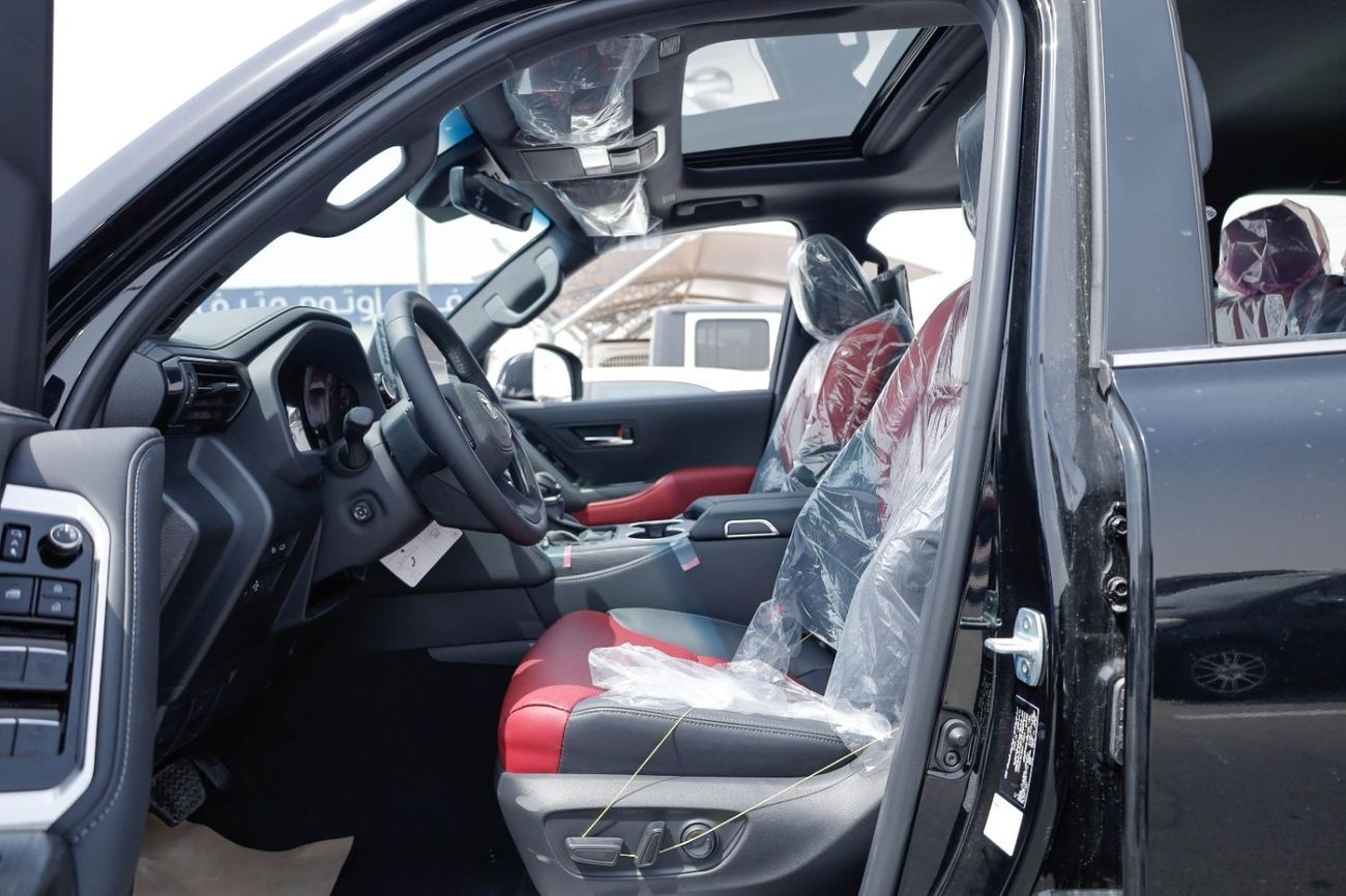 تويوتا لاند كروزر TOYOTA LAND CRUISER 300 3.3L DIESEL VXR AUTO