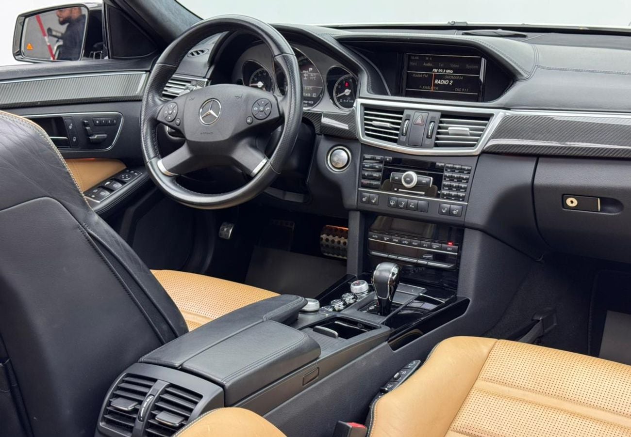 مرسيدس بنز E 63 AMG 2011 Mercedes Benz E63 AMG, 3 Years Mercedes Service Pack, Full Mercedes Service History, GCC