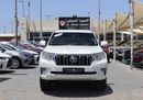 Toyota Prado EXR 4.0L 4WD Toyota Prado - 2019 - GCC - 4.0L - 6 (V )- 7 Seats - 4*4 - Excellent Condition Inside a