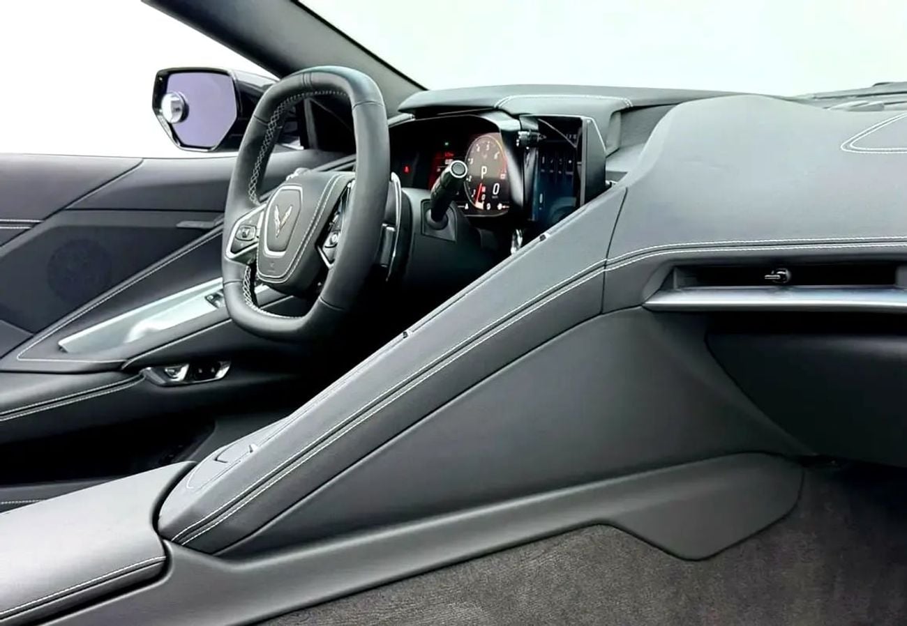 شيفروليه كورفت 1LT Stingray I Low Km I Excellent Condition I Clean Title I Verified Carfax