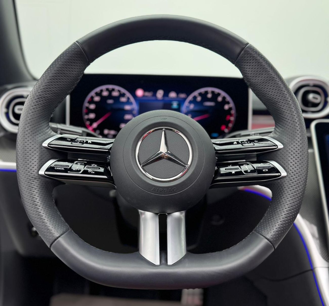 مرسيدس بنز سي إل إي 300 كابريوليه 2025 Mercedes-Benz CLE 300 4Matic, Mercedes Warranty, Excellent Condition, GCC