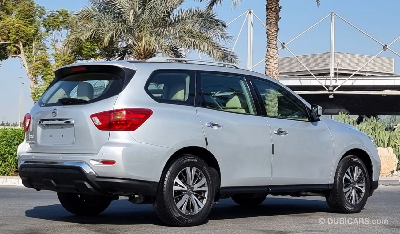 نيسان باثفايندر V6 - 2018 - GCC Specification - excellent Condition - Bank Finance Available