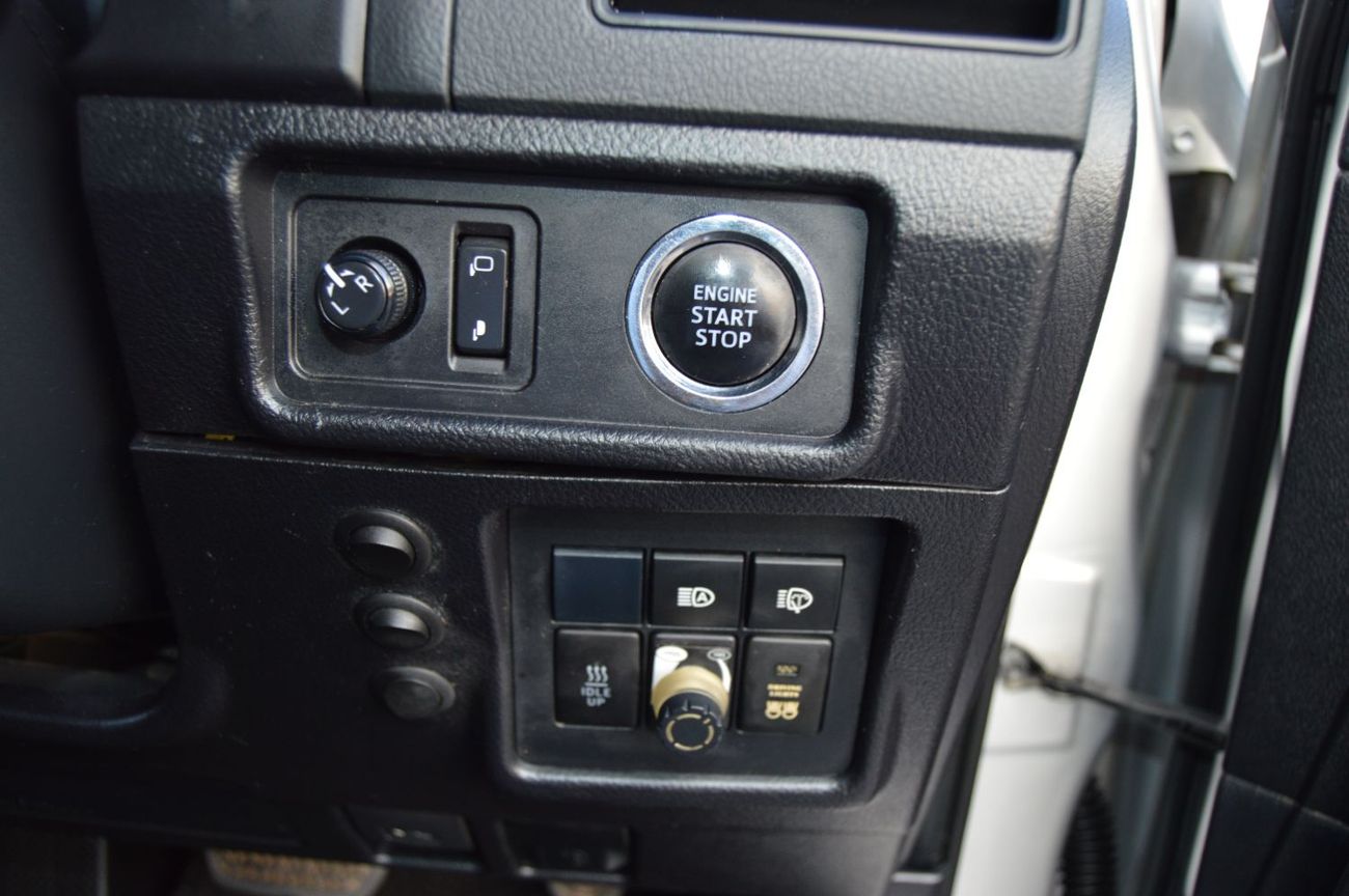 Toyota Prado *Toyota Land cruiser Prado*   Right Hand Drive Model: *2018* Push button start,  Engine: V4/ 2.8L