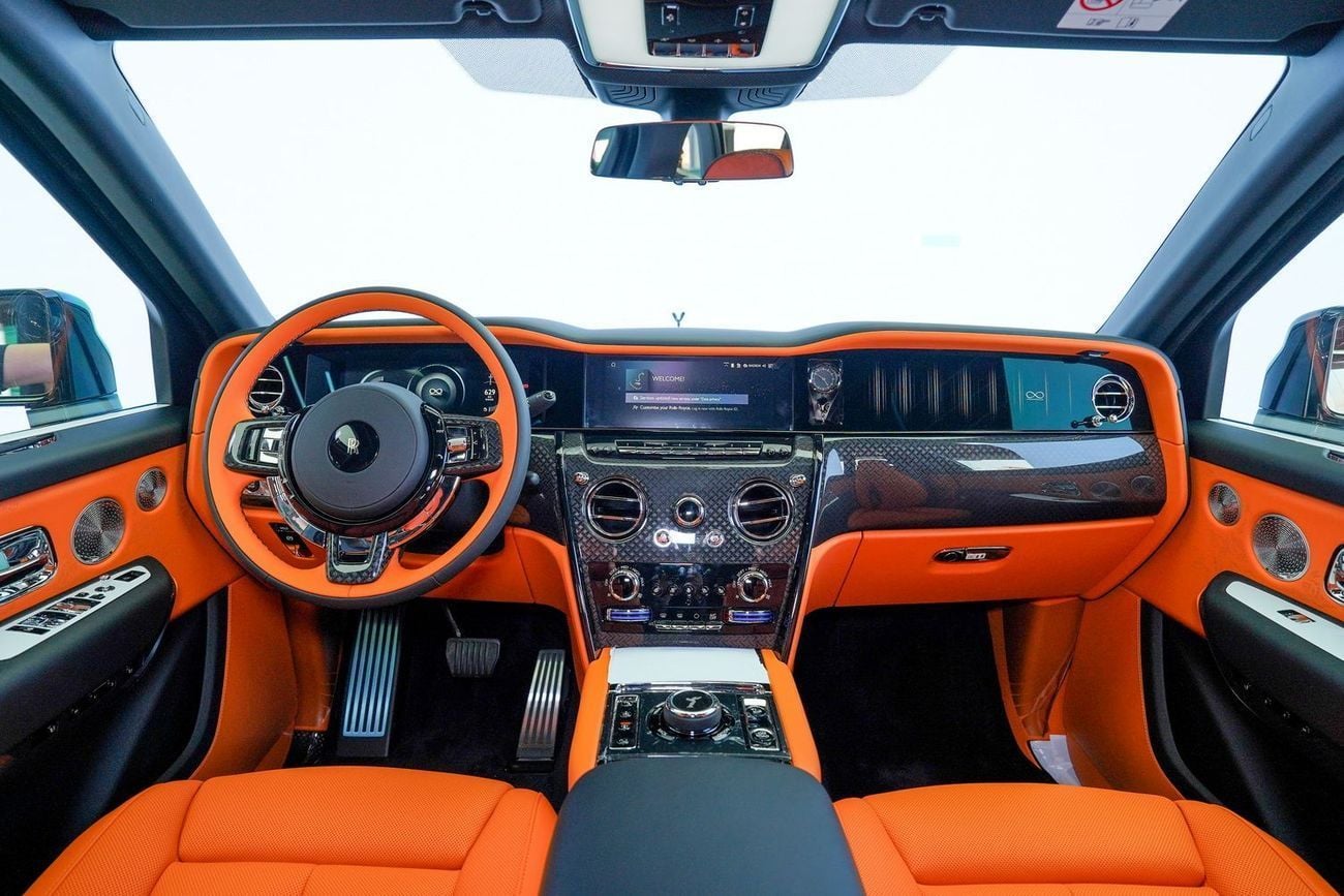 Rolls Royce Cullinan BLACK BADGE