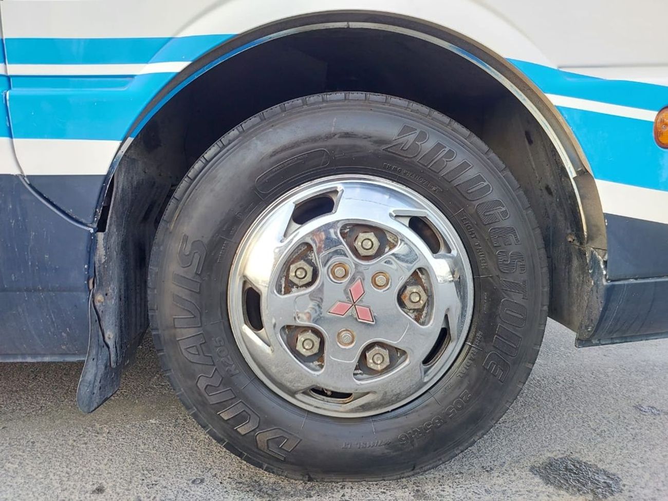 ميتسوبيشي روزا MITSUBISHI ROSA BUS RHD 2003 MODEL 5.2 L DIESEL MANUAL(PM00770)