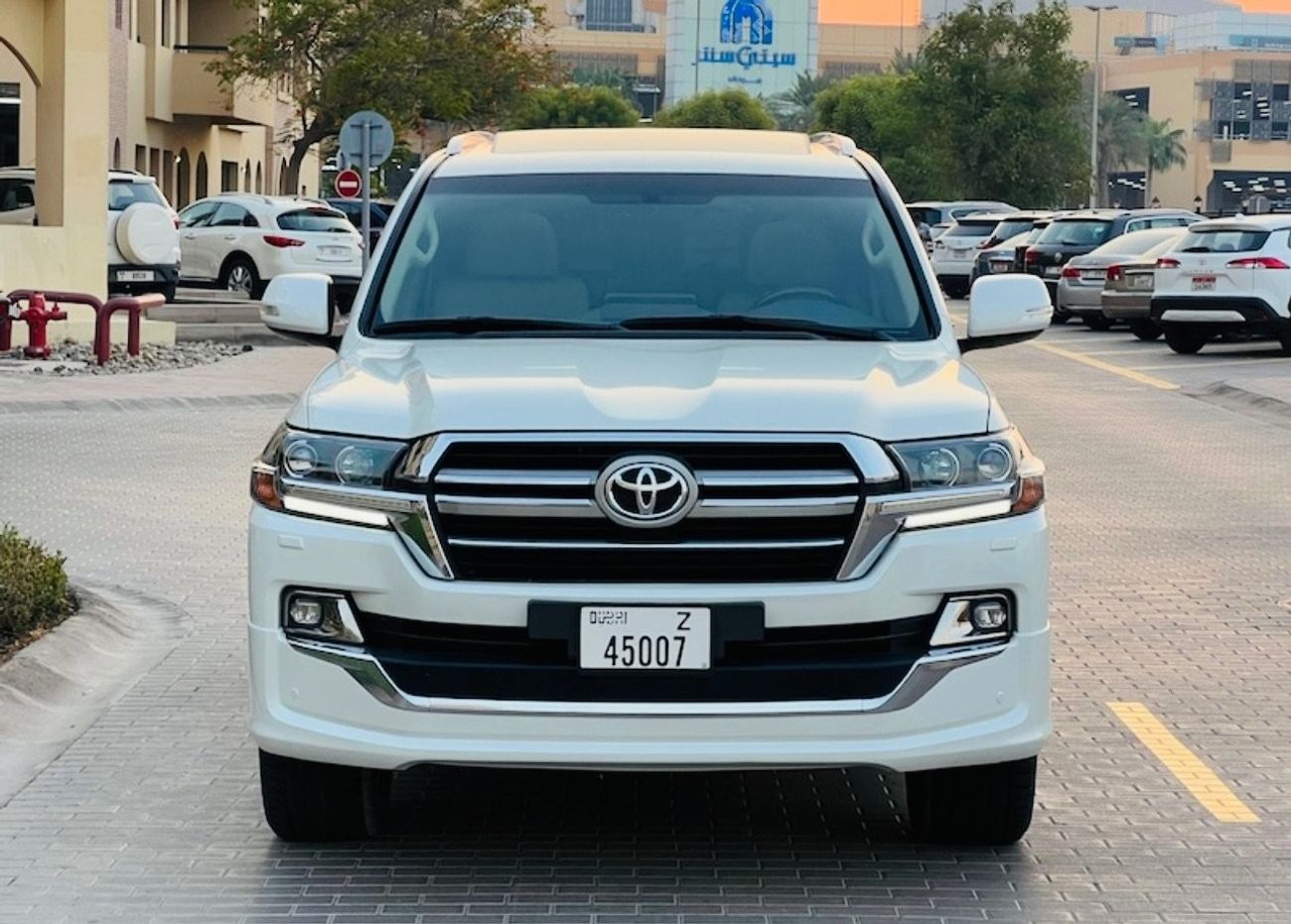 Toyota Land Cruiser Toyota landcuriser GXR V6 2018  Full Option