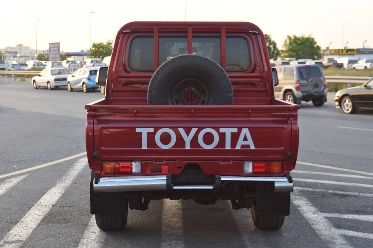 تويوتا لاند كروزر بيك آب 2022 TOYOTA LAND CRUISER DOUBLE CABIN