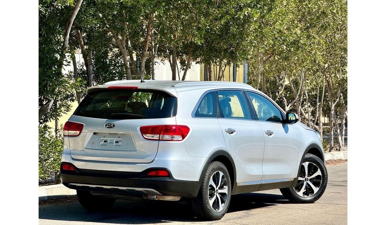 Kia Sorento LX 2.4L 860x48-Monthly l GCC l Cruise, Camera, GPS l Accident Free