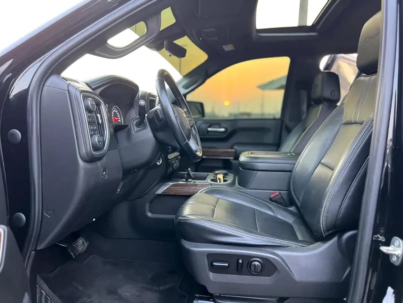 Chevrolet Silverado 1500 CREW/CAB HIGH COUNTRY Chevrolet Silverado 1500 2020 GCC specs