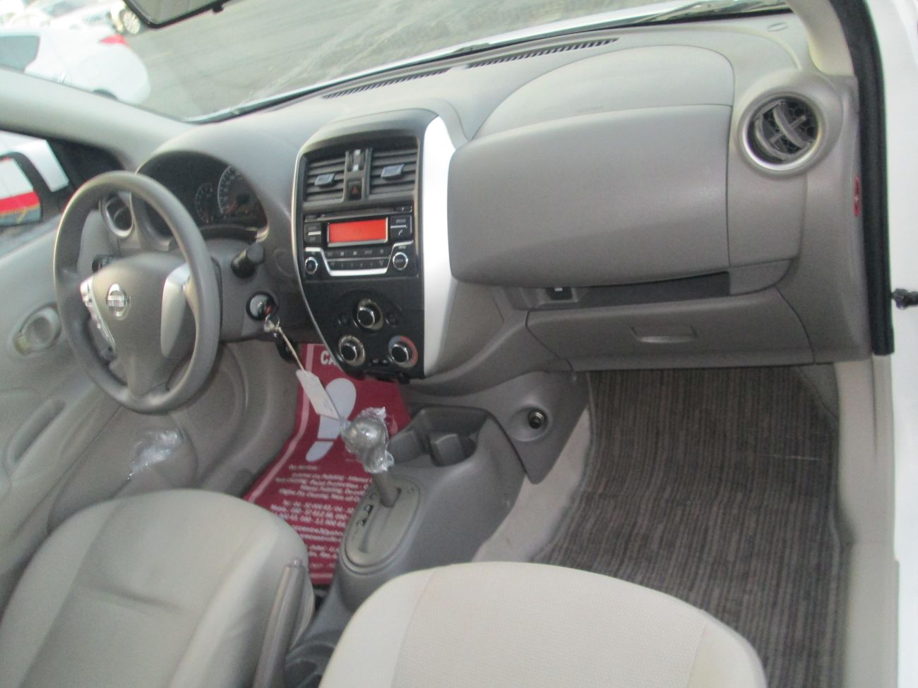 نيسان صني 1.5L New Condition Excellent Drive GCC