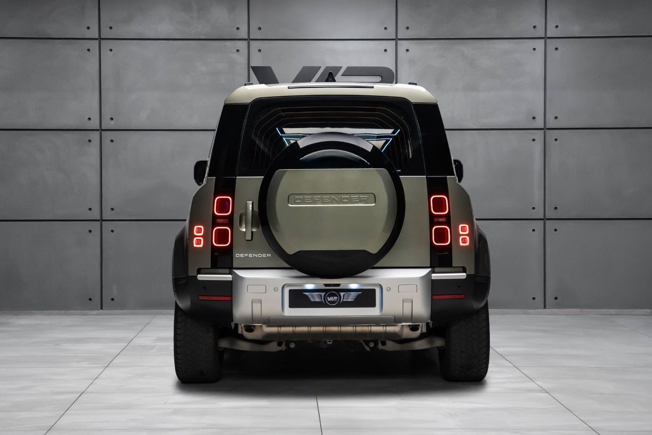 Land Rover Defender P300 110 SE 2.0L (5 Seater)