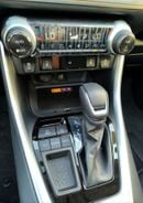 Toyota RAV4 XLE 2.0 FULL OPTION PANORAMA