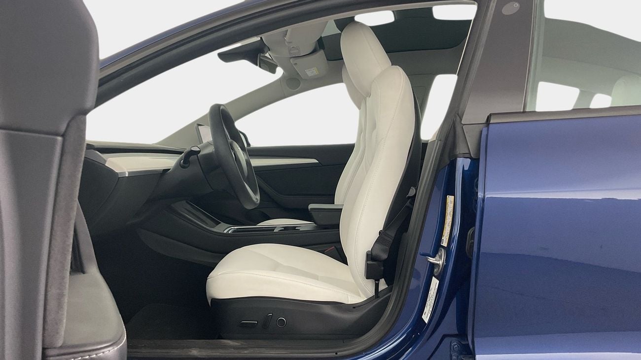 Tesla Model 3 BEV RWD 18ALW WHITE PEARL ALL BLACK INTE | Guaranteed Warranty | 0 Down Payment