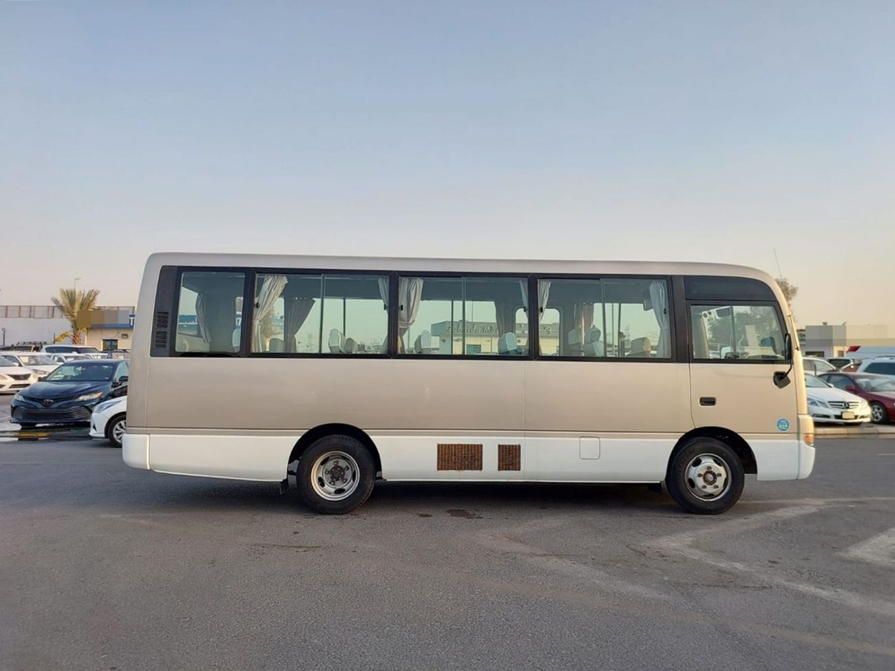 Nissan Civilian NISSAN CIVILIAN BUS RHD 2004 MODEL 4.1 L DIESEL AUTOMATIC(PM20339)