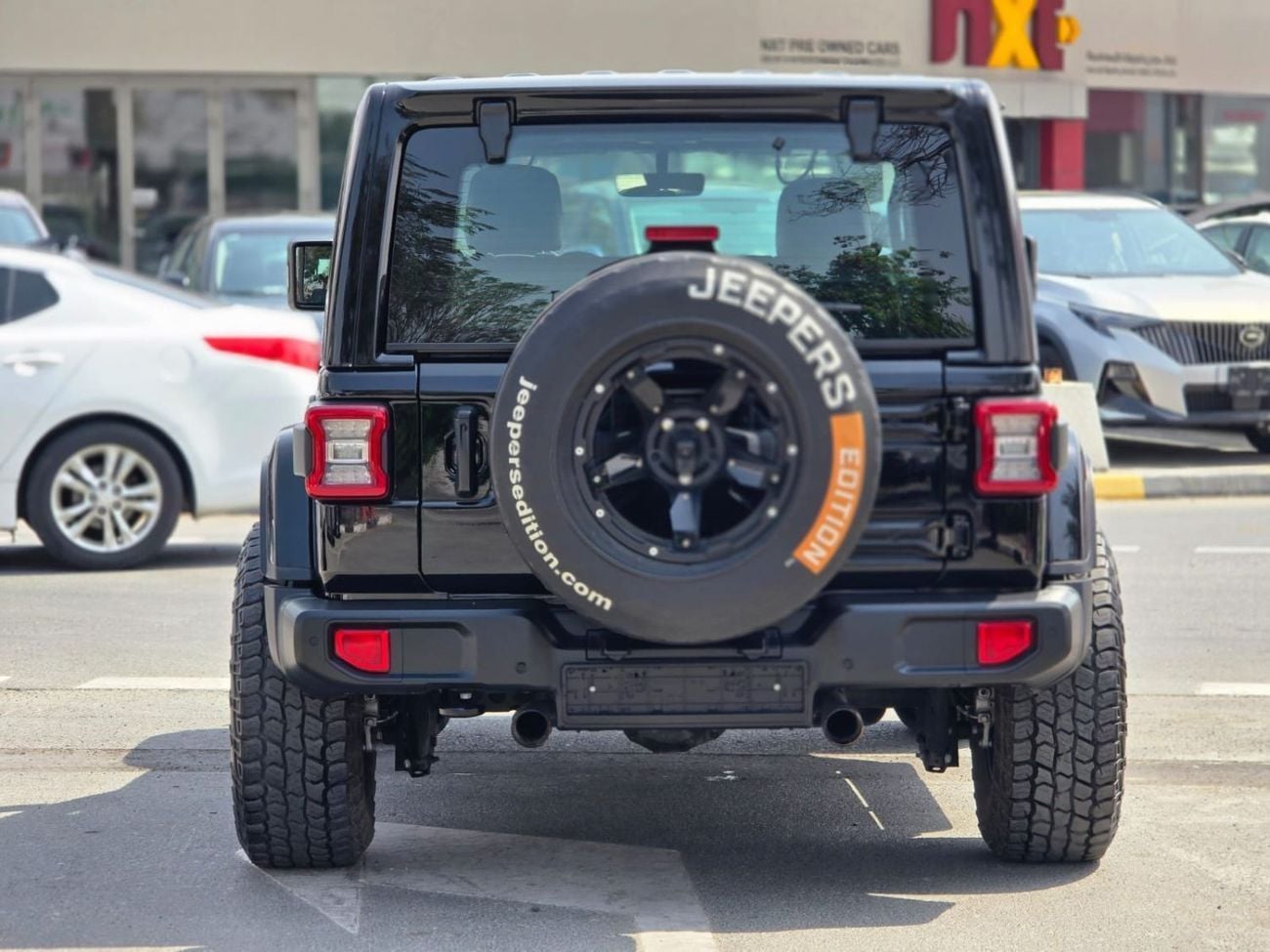 Jeep Wrangler SAHARA CITY 3.6L A/T (5 Seater) JEEPERS EDITION 2021 GCC LOW MILEAGE WITH AGENCY SERVICE CONT