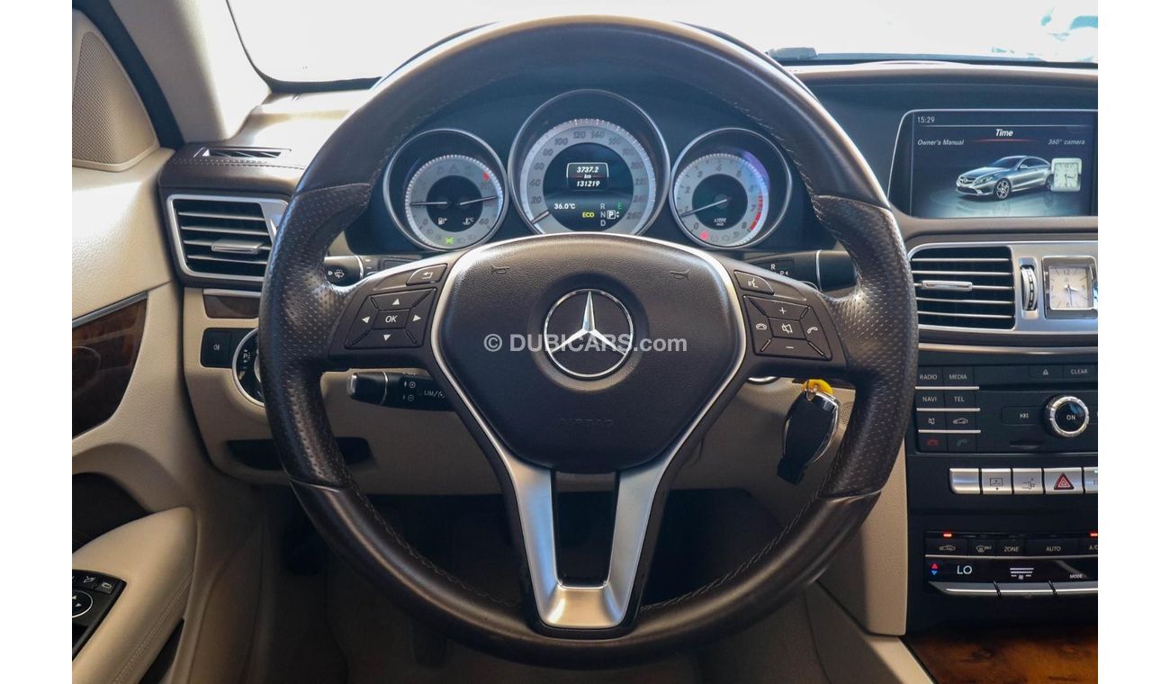 Mercedes-Benz E200 C207