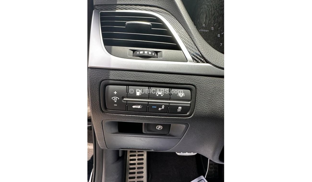 Genesis G80 Sport Royal