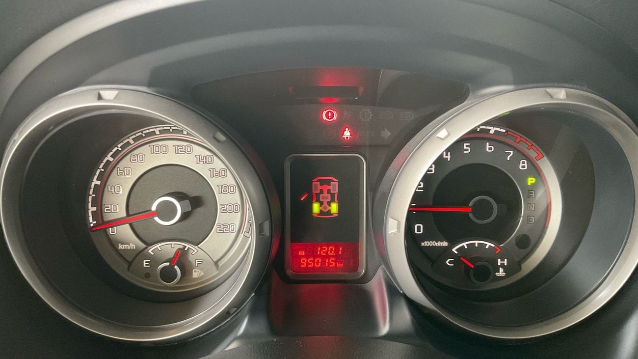ميتسوبيشي باجيرو 3.8 GLS AUTO 4WD SWB H/L LTHR | شامل الضمان | 0 ﺪﻔﻋﺓ ﺃﻮﻟﻯ
