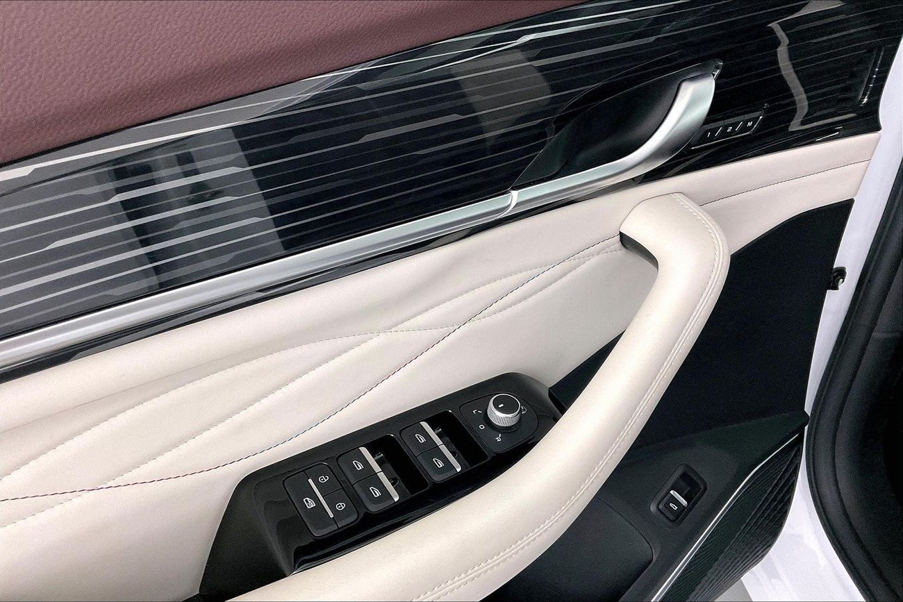 Mitsubishi Outlander GLX Midline | 1 year free warranty | 0 Down Payment