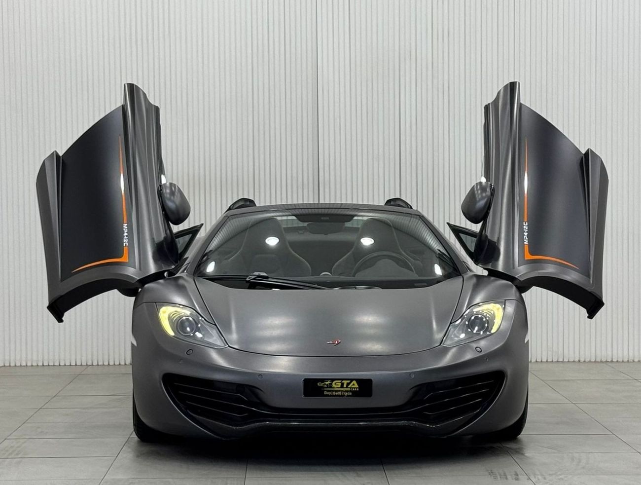 مكلارين MP4-12C 2013 McLaren MP4-12C Spider, Jan 2025 McLaren Warranty, Full Service History, GCC