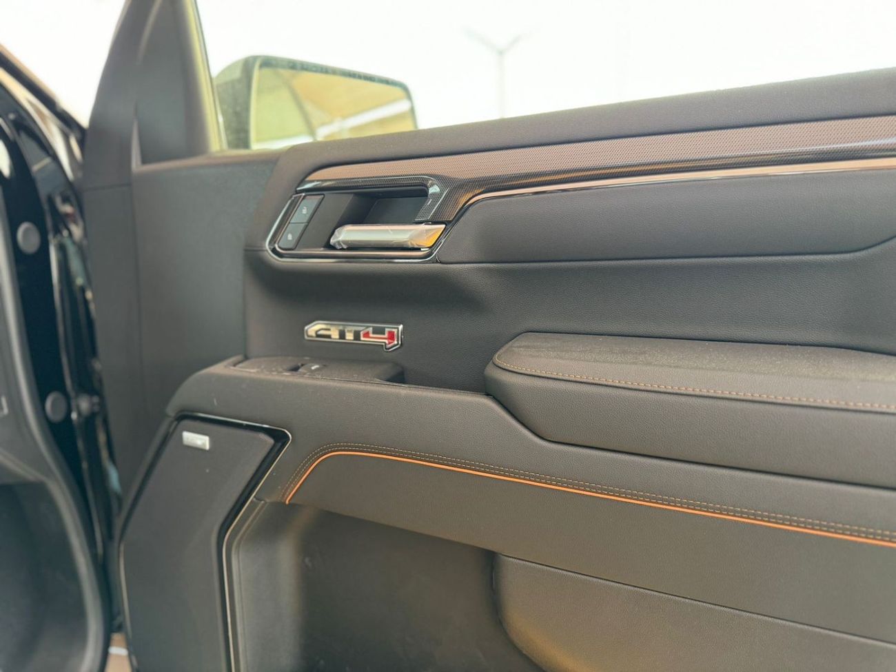 جي أم سي سييرا 2024-GMC Sierra V8 5.3L Pick Up-4WD