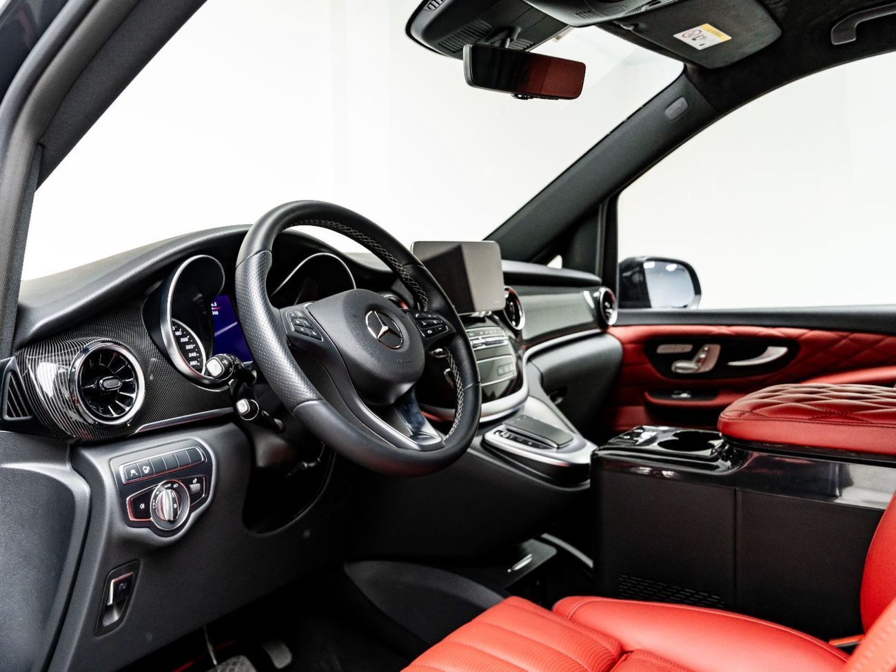 Mercedes-Benz V 250 Std 2.1L 2024 Mercedes V250 Falcon Edition, 2027 Mercedes Warranty + 2030 Service Contract, Low KMs,