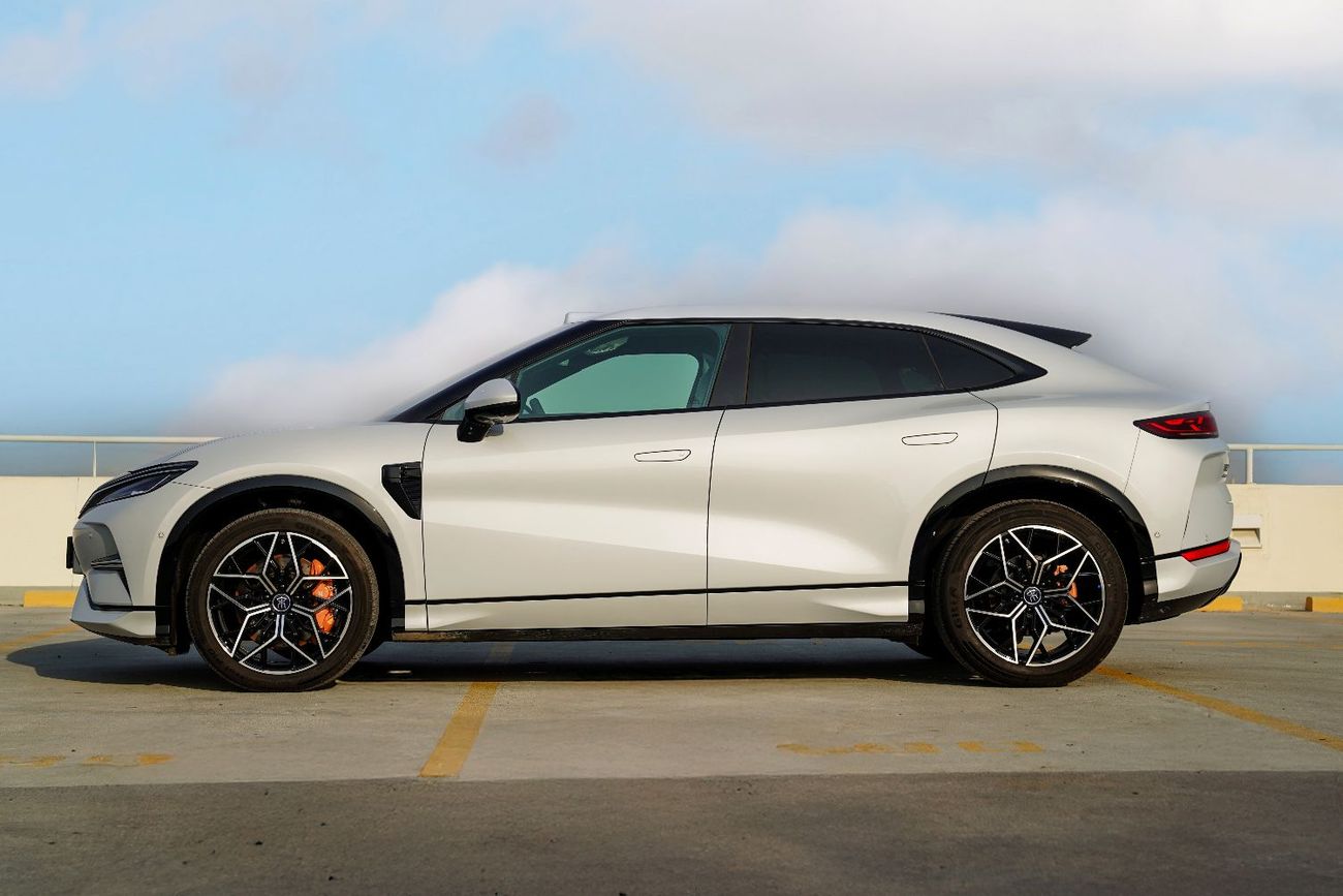 بي واي دي سونغ ل 2025 BYD Song L EV 602km 4WD Smart Driving Model 0Km