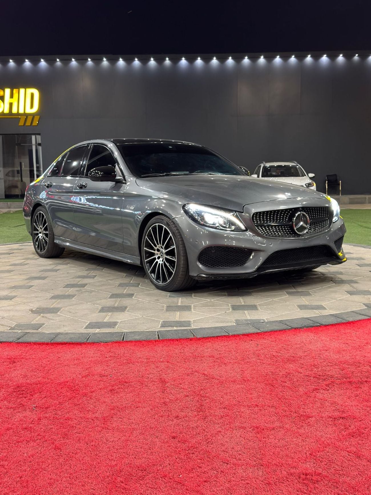 مرسيدس بنز C 200