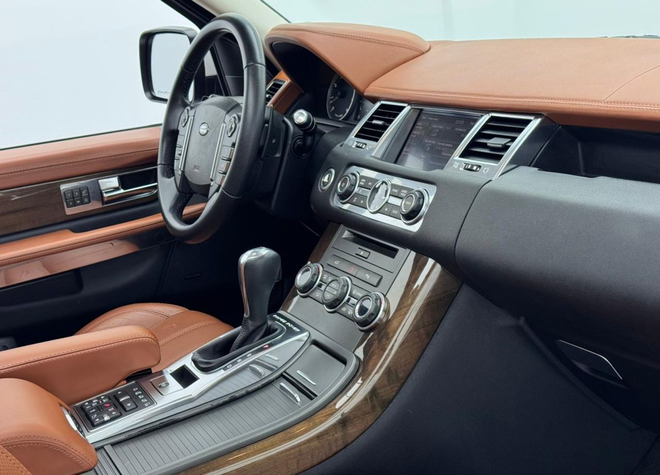 Land Rover Range Rover Sport 2013 Range Rover Sport HSE, Range Rover Service History, Excellent Condition, GCC