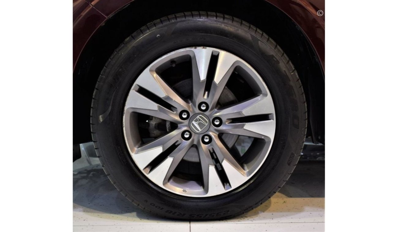 Honda Crosstour AMAZING Honda CrossTour 4WD TOURING 2014 Model!! in Maroon Color! GCC Specs