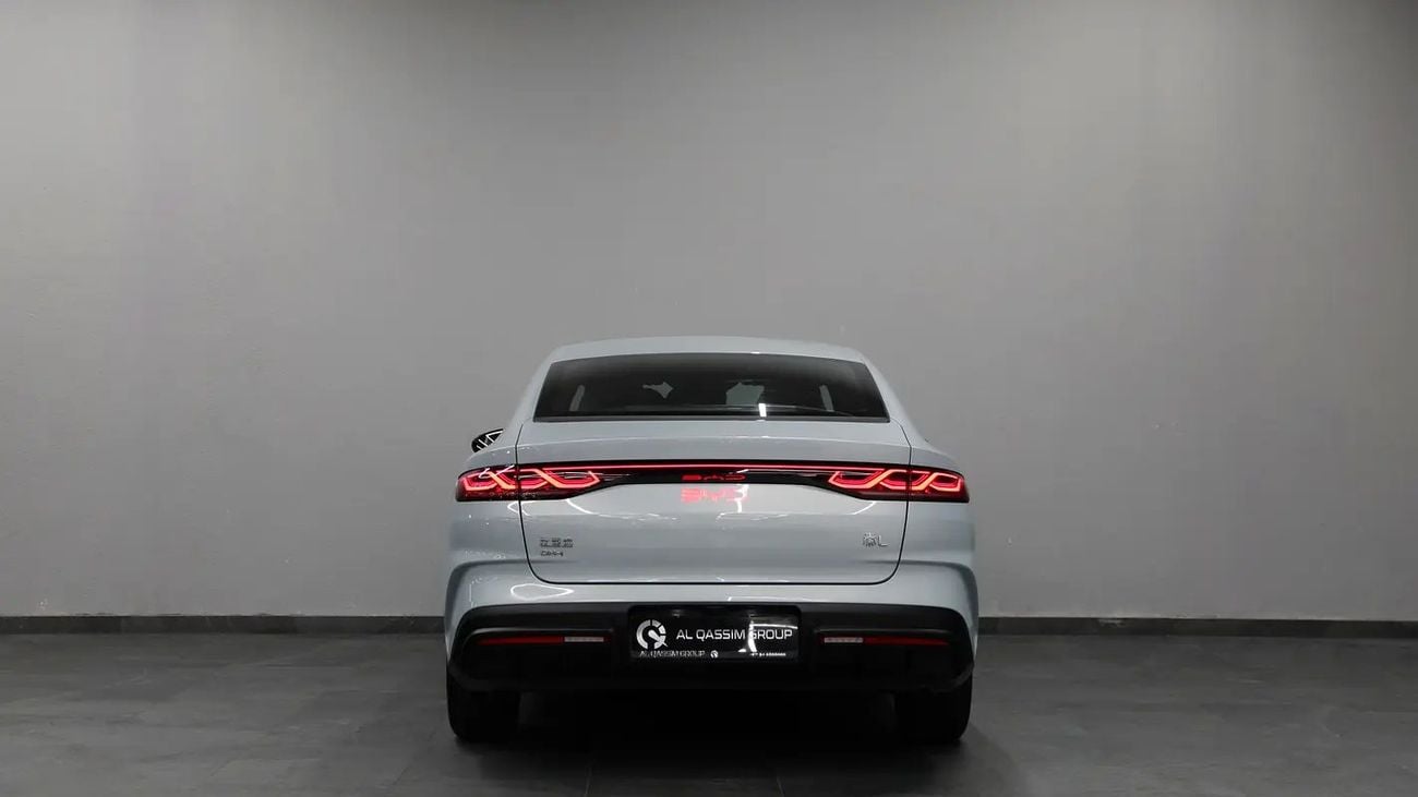 BYD Qin L DM-i Brand Leading Edition