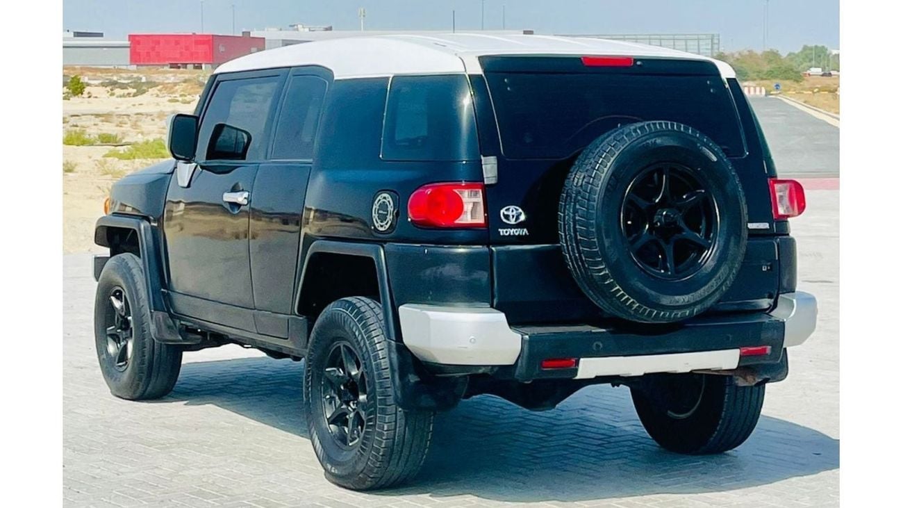 تويوتا إف جي كروزر