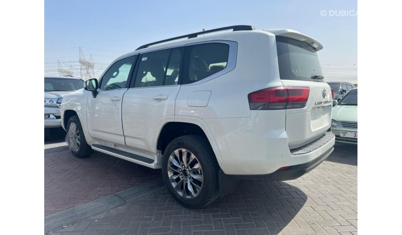 تويوتا لاند كروزر 2023 VX+  3.3L Diesal 7Seater RADAR Sunroof