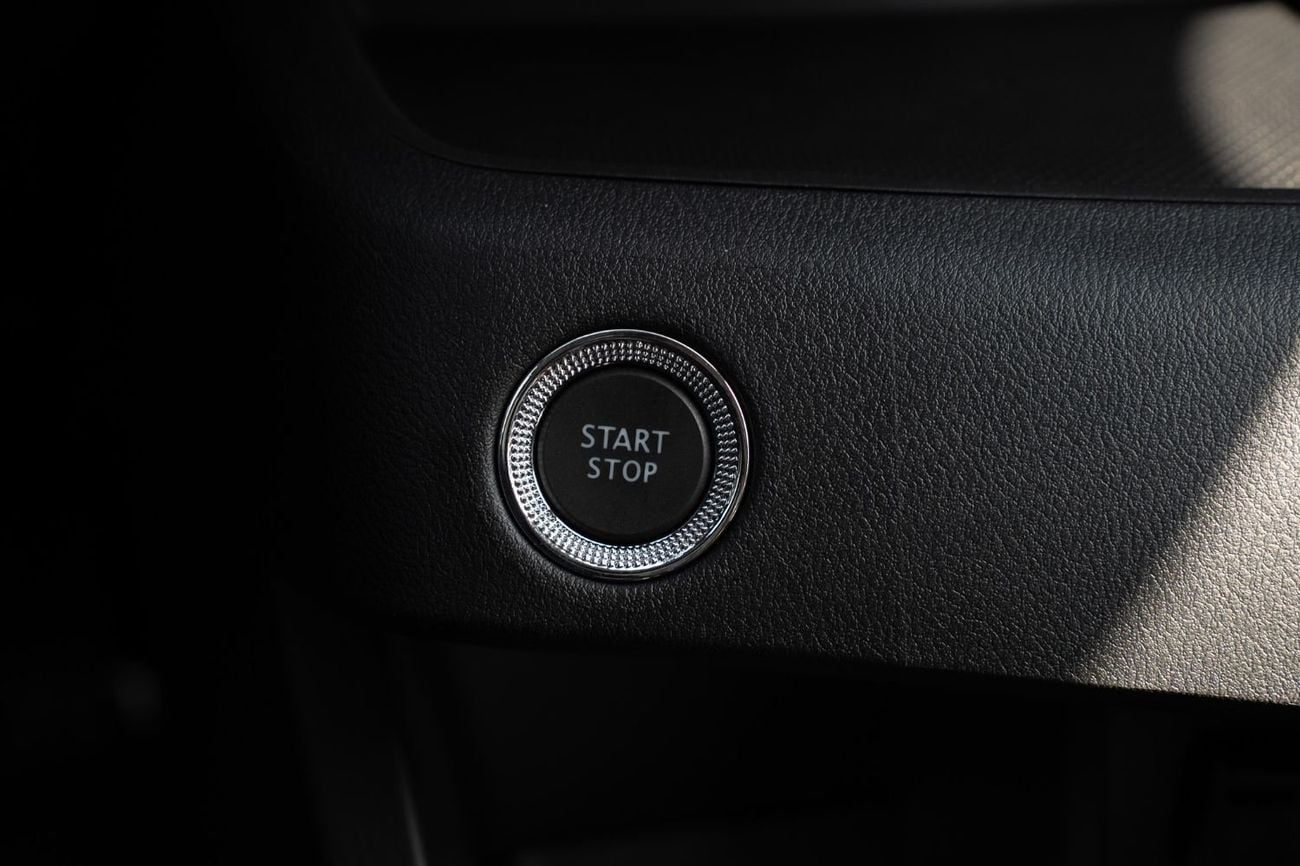 نيسان ماغنيت SL