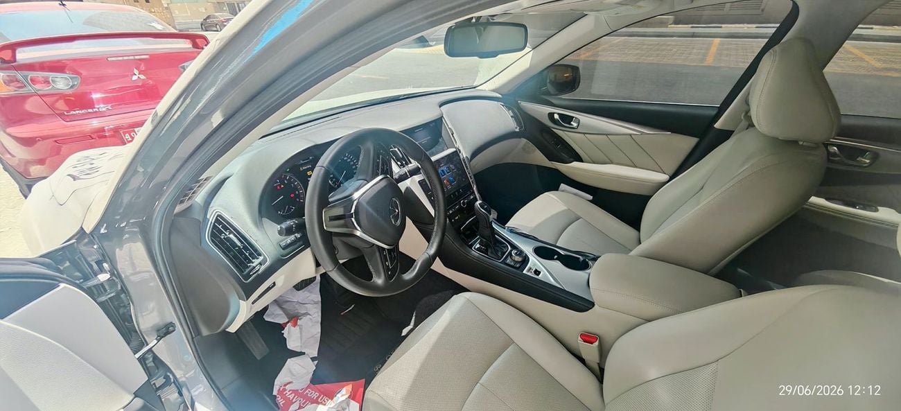 Infiniti Q50 Luxe