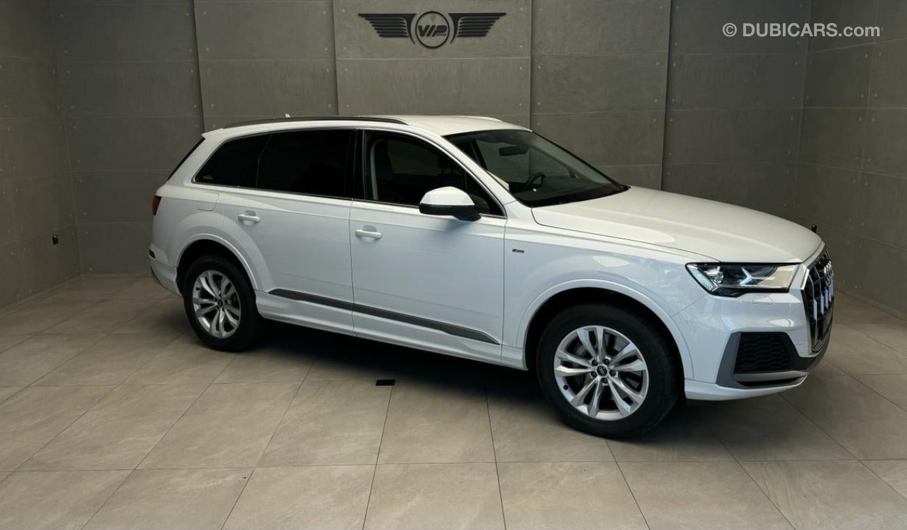 أودي Q7 55 TFSI quattro S-Line Audi Q7 S LINE Gcc