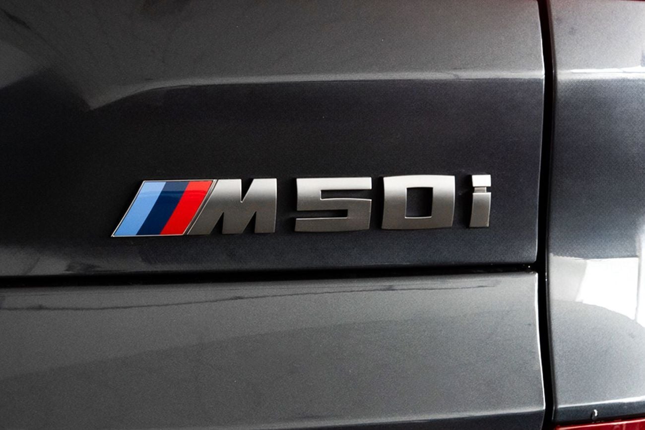 BMW X5 M50i 4.4L