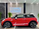 ميني كوبر BEAUTIFUL S ** JCW ** ACCIDENT FREE || GCC || TOP OPTIONS || CONDITION