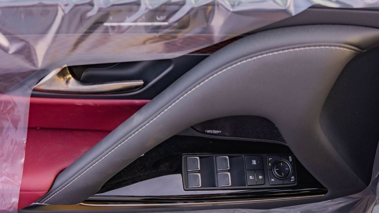 لكزس LX 600 2026 Lexus LX600 Turbo Sport 3.5L AT Petrol (White)