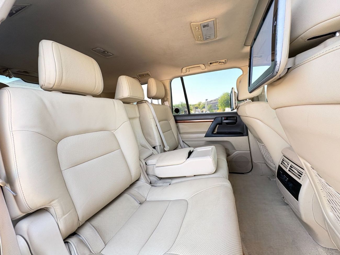 تويوتا لاند كروزر GXR 4.0L (271 HP) 4WD