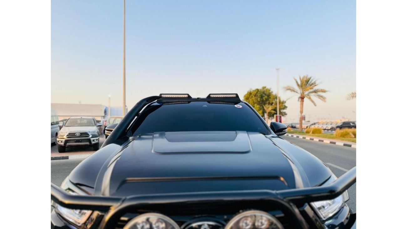 Toyota Hilux DOUBLE CABIN | PREMIUM BULL BAR WITH LED FOCUSED LIGHTS | 2.8L DIESEL | RHD | 2022