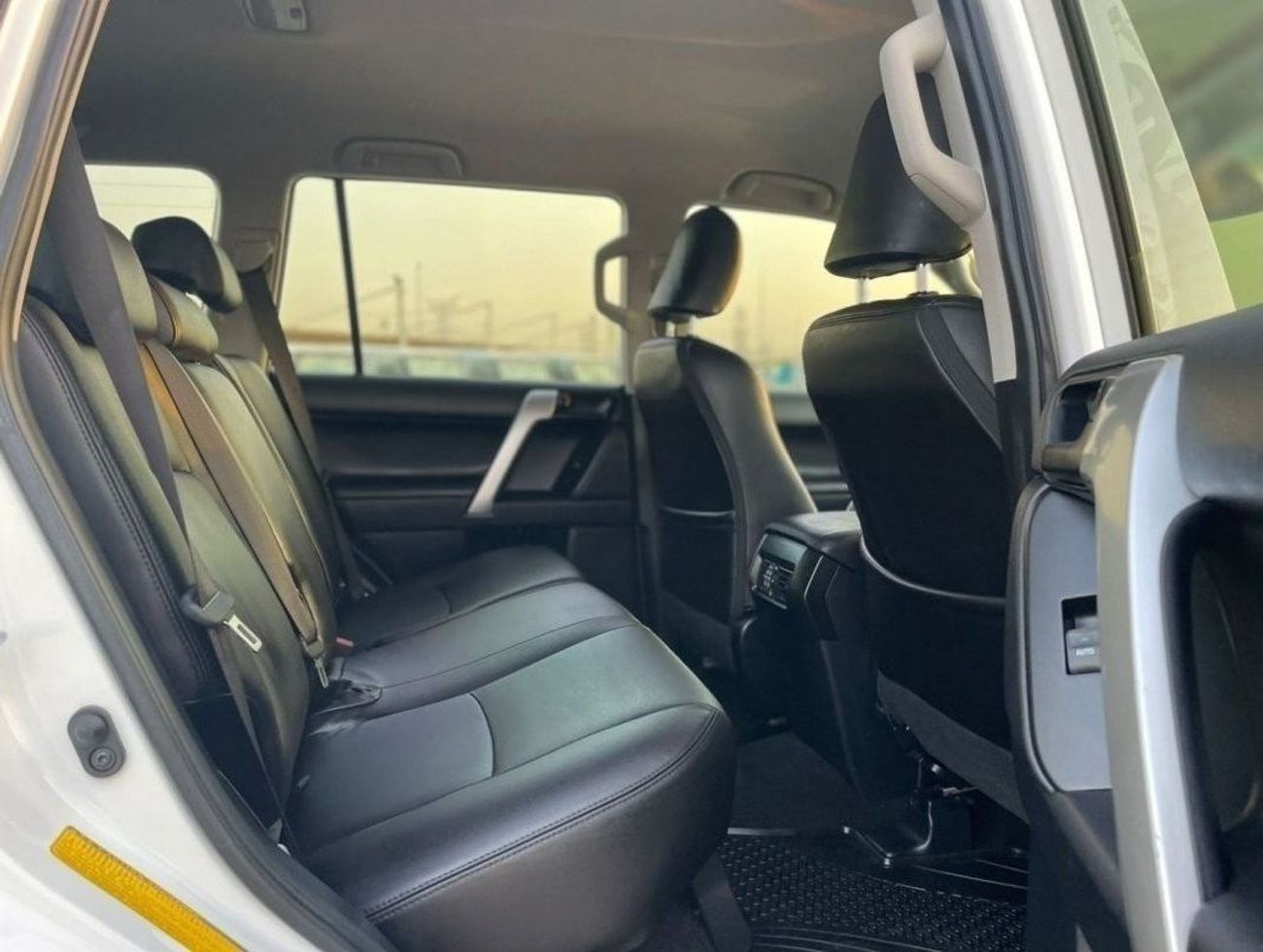 تويوتا برادو 2021 Toyota Prado   2.8L V4 Deisel - Right Hand Drive -  UAE PASS