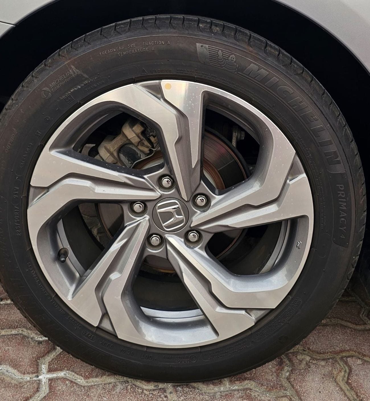 Honda Accord EX 1.5L