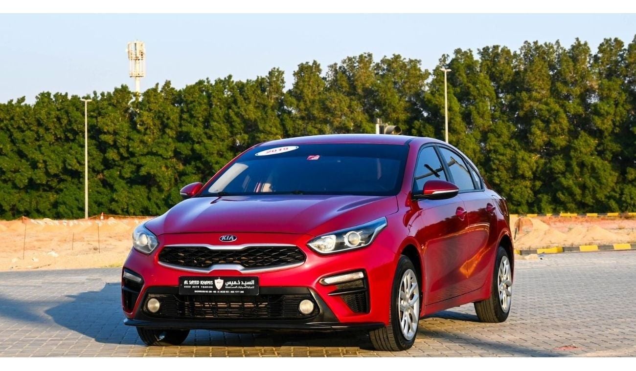 كيا سيراتو Base 1.6L Kia Cerato 2019 GCC in excellent condition, inside and out